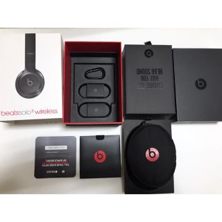 ビーツバイドクタードレ(Beats by Dr Dre)のbeats solo3 wireless ブラック　美品(ヘッドフォン/イヤフォン)