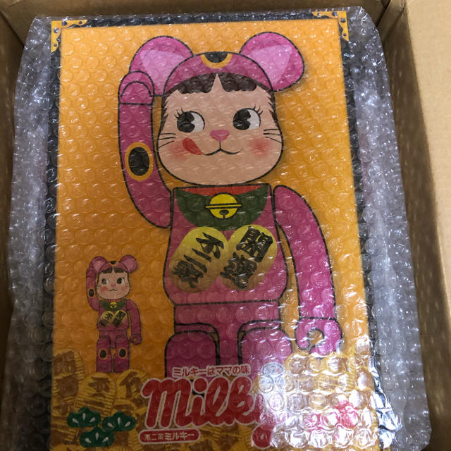 BE@RBRICK 招き猫 ペコちゃん 蛍光ピンク 100％ ＆ 400％ 1