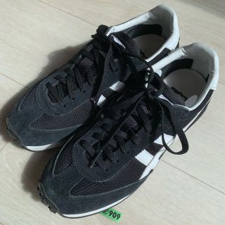 オニツカタイガー(Onitsuka Tiger)のオニツカタイガー レディース  スニーカー 23.5cm シューズクリーニング済(スニーカー)