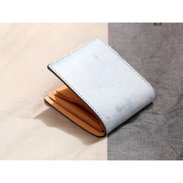 【新品】本革　ブライドルレザー  メンズ レザー 財布 二つ折り ブルー メンズのファッション小物(折り財布)の商品写真