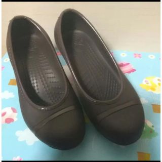 クロックス(crocs)のcrocs パンプス　最終値下げ！！（値下げ不可）(ハイヒール/パンプス)