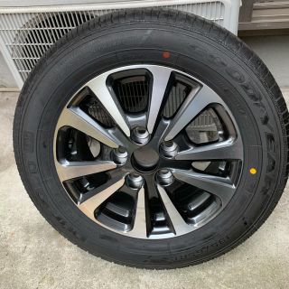 グッドイヤー(Goodyear)のあおいちーちゃん様専用　エスクァイア　タイヤ　ホイール　純正　新車外し　未使用(タイヤ・ホイールセット)