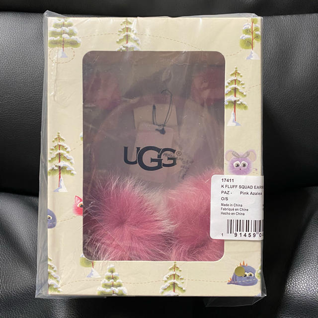 UGG(アグ)の【ギフト‼️】UGG　FLUEF SQUAD EARMUFF　"ピンク" レディースのファッション小物(イヤーマフ)の商品写真