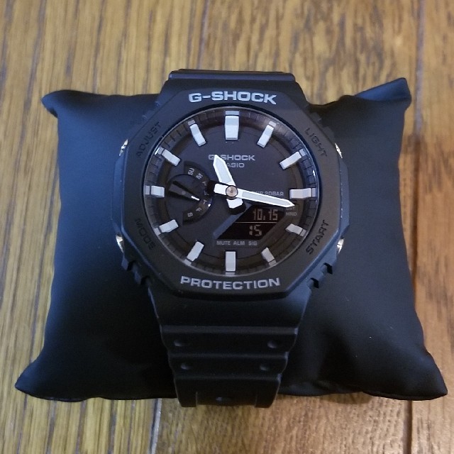 G-SHOCK(ジーショック)のジーショック　ga2100メタルベゼルカスタムと本体 メンズの時計(腕時計(アナログ))の商品写真