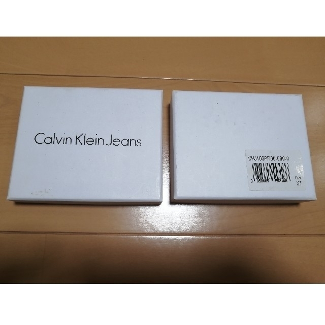 Calvin Klein(カルバンクライン)のCalvin Klein Jeans 二つ折り財布 メンズのファッション小物(折り財布)の商品写真