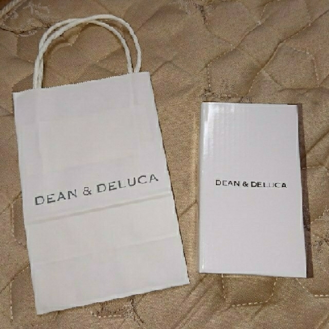 DEAN & DELUCA(ディーンアンドデルーカ)の★袋サービス★新品 DEAN&DELUCAスープポット 300ml  ホワイト インテリア/住まい/日用品のキッチン/食器(弁当用品)の商品写真