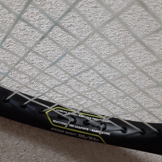 YONEX(ヨネックス)のYONEX　e-zone g1 100inch 300g スポーツ/アウトドアのテニス(ラケット)の商品写真