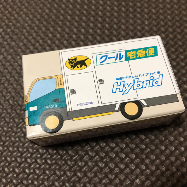 クロネコヤマト クール宅急便 ミニカー 非売品 車 エンタメ/ホビーのおもちゃ/ぬいぐるみ(ミニカー)の商品写真