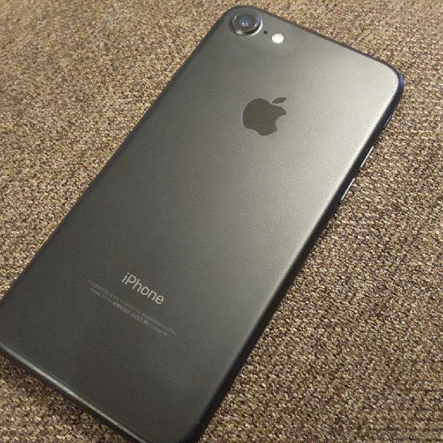 スマートフォン本体iPhone7 128G SIMフリー