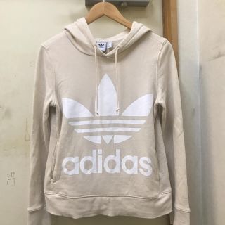 アディダス(adidas)のadidas アディダス　パーカー　Sサイズ(パーカー)