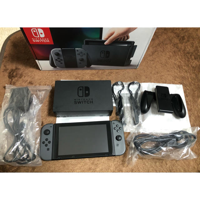 やんころ様専用☆Nintendo Switch グレー☆旧型 中古品 【NEW限定品
