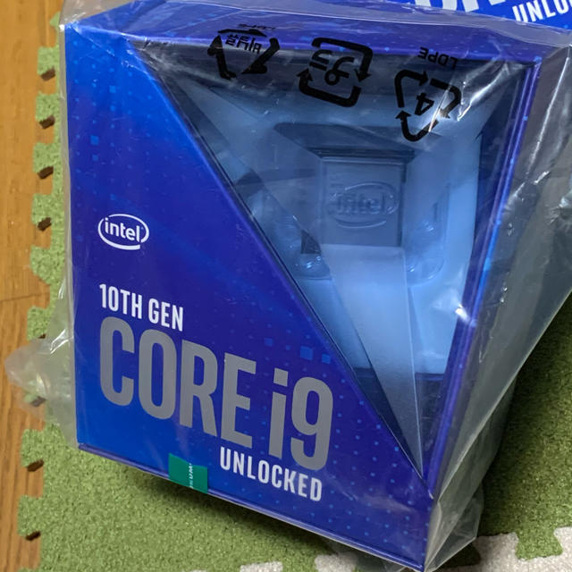 Intel Core i9 10900K 国内正規品 新品 保証あり PCパーツ