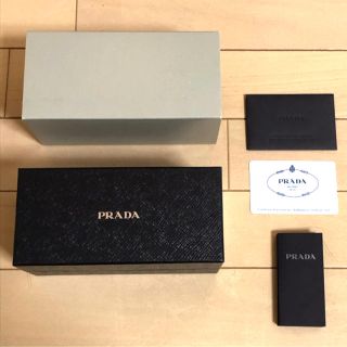 プラダ(PRADA)のPRADA 空箱ギャランティカード付 (サングラス用)(ショップ袋)