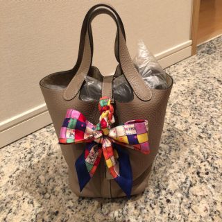 エルメス(Hermes)のHERMES ピコタンPM トゥルティエールグレー(ハンドバッグ)