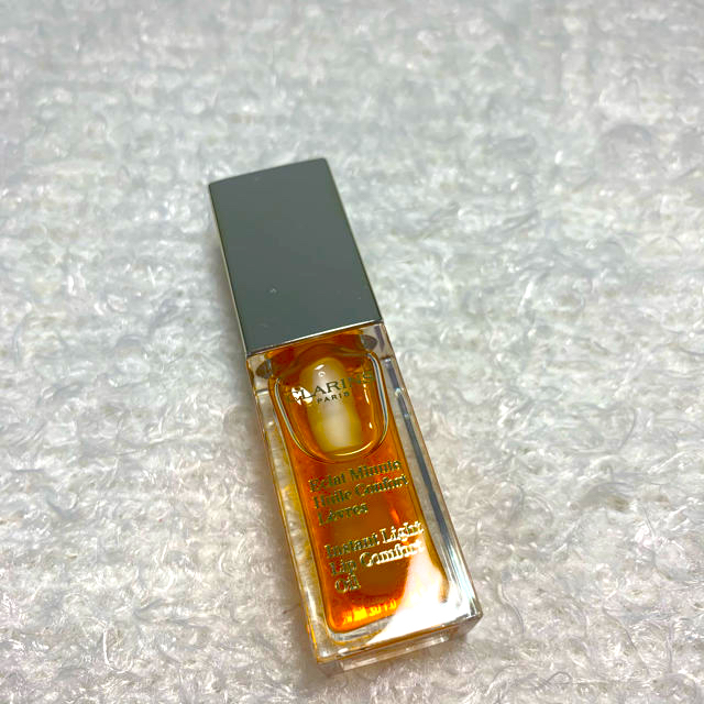 CLARINS(クラランス)のCLARINS コンフォートリップオイル01🍯 コスメ/美容のベースメイク/化粧品(リップグロス)の商品写真