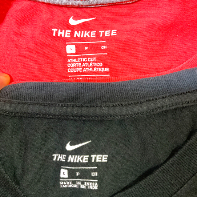NIKE(ナイキ)のNIKE ナイキ Tシャツ 2枚セット VANS Tシャツ1枚 メンズのトップス(Tシャツ/カットソー(半袖/袖なし))の商品写真