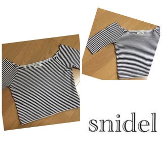 スナイデル(SNIDEL)の美品snidelボーダーショートトップス(Tシャツ(半袖/袖なし))