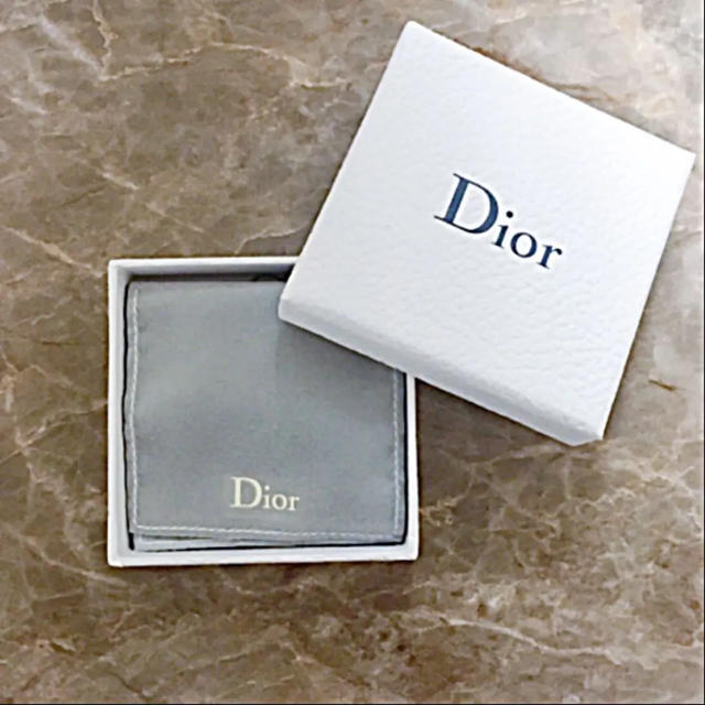 Christian Dior(クリスチャンディオール)の正規品！ディオール♡Dior♡ピアス♡パール♡トライバル♡ レディースのアクセサリー(ピアス)の商品写真