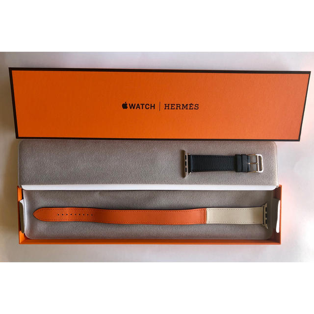 Apple Watch(アップルウォッチ)の絶版 Apple Watch HERMES ドゥブルトゥール レザーストラップ レディースのファッション小物(腕時計)の商品写真