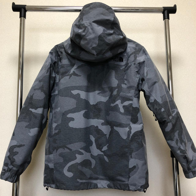 THE NORTH FACE(ザノースフェイス)のノースフェイス スクープジャケット S インナー付き 美品 メンズのジャケット/アウター(マウンテンパーカー)の商品写真