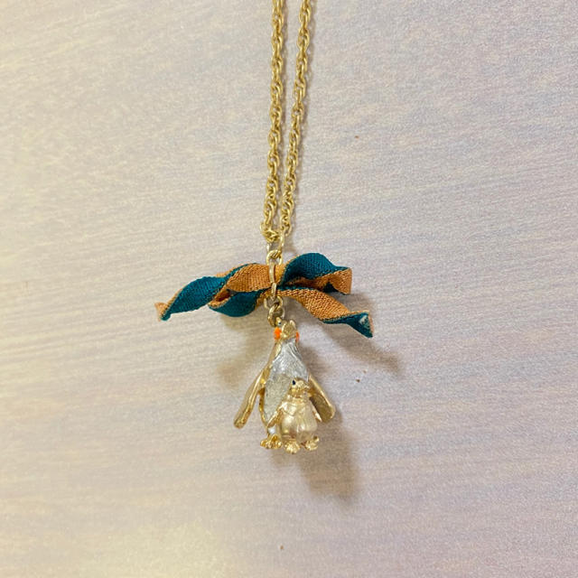 ブラフシューペリア♡ペンギン親子ネックレス レディースのアクセサリー(ネックレス)の商品写真