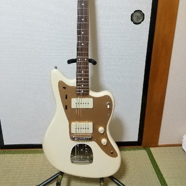 ひぽ様専用】Squier by Fender J Mascis 今季特売イチオリーズ 楽器