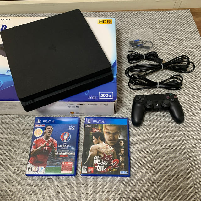 エンタメホビーSONY PlayStation4 本体 CUH-2100AB01