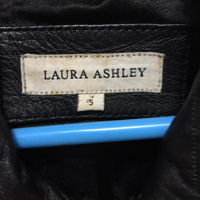 LAURA ASHLEY(ローラアシュレイ)のローラアシュレイ 本革 ライダース レディースのジャケット/アウター(ライダースジャケット)の商品写真