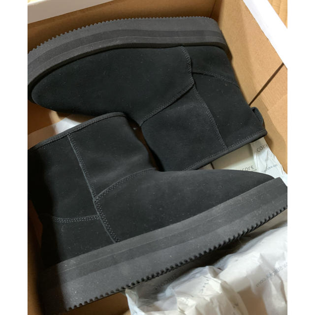 L'Appartement DEUXIEME CLASSE(アパルトモンドゥーズィエムクラス)の新品　SUICOKE スイコック　ムートンブーツ　黒　サイズ6 レディースの靴/シューズ(ブーツ)の商品写真