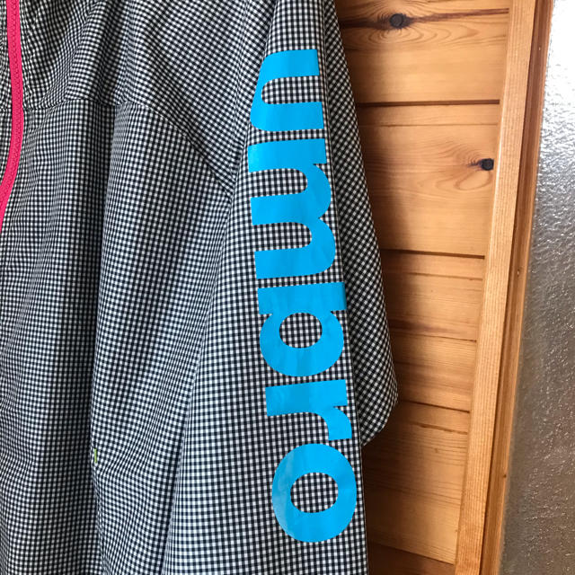 UMBRO(アンブロ)のumbroウィンドブレーカー レディースのジャケット/アウター(ナイロンジャケット)の商品写真