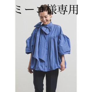 【ミーコ様専用】yori リボンバルーンブラウスの通販 by