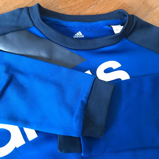 adidas(アディダス)のアディダス　トレーナー　内起毛　140 キッズ/ベビー/マタニティのキッズ服男の子用(90cm~)(Tシャツ/カットソー)の商品写真