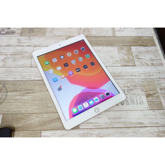公式の  - iPad ☆au 32GB WiFi+Cellular 第5世代 iPad タブレット