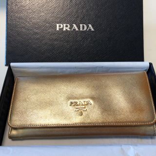 プラダ(PRADA)のPRADA プラダ 長財布 ゴールド(財布)