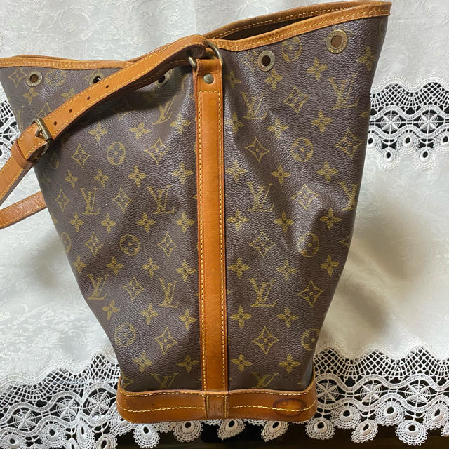 LOUIS VUITTON(ルイヴィトン)のルイヴィトンノエ　巾着ショルダーバッグ レディースのバッグ(ショルダーバッグ)の商品写真
