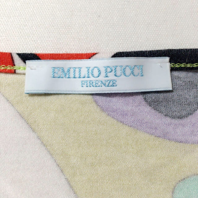 EMILIO PUCCI(エミリオプッチ)のEMILIO PUCCI レディースのトップス(Tシャツ(半袖/袖なし))の商品写真