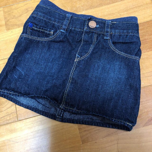 GAP Kids(ギャップキッズ)のGAPKids デニムスカート　90センチ キッズ/ベビー/マタニティのキッズ服女の子用(90cm~)(スカート)の商品写真