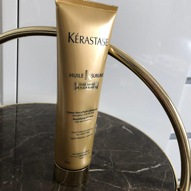 KERASTASE(ケラスターゼ)のケラスターゼ　洗い流さないトリートメント コスメ/美容のヘアケア/スタイリング(ヘアケア)の商品写真