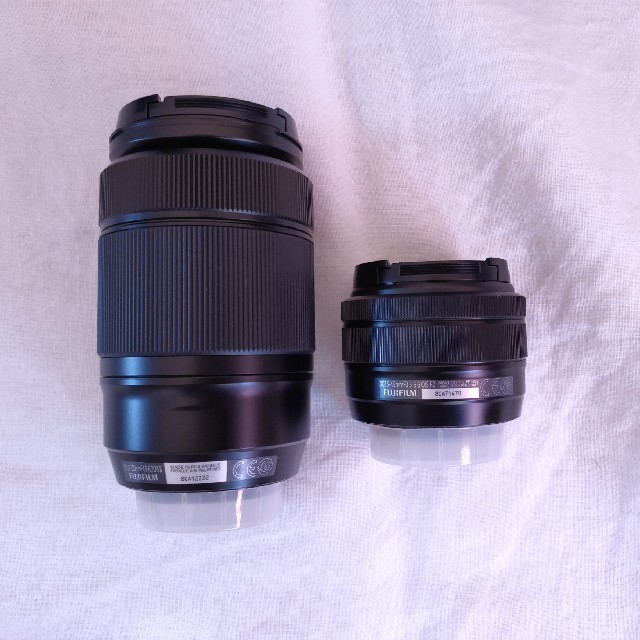 富士フイルム(フジフイルム)のFUJIFILM X-T100　レンズキット　シャンパンゴールド スマホ/家電/カメラのカメラ(ミラーレス一眼)の商品写真