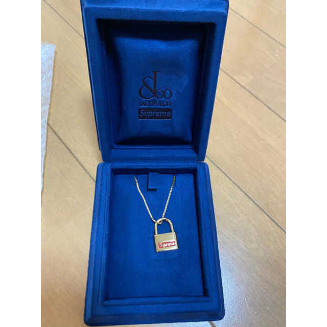 supreme/jacob&co.14k gold lock pendant