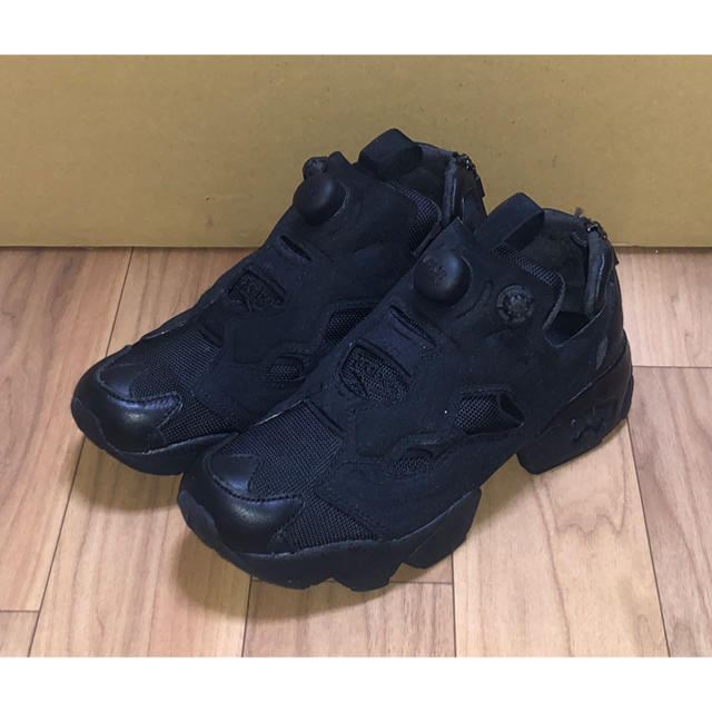 美品 REEBOK INSTA PUMP FURY ZIP 23.5cm 黒