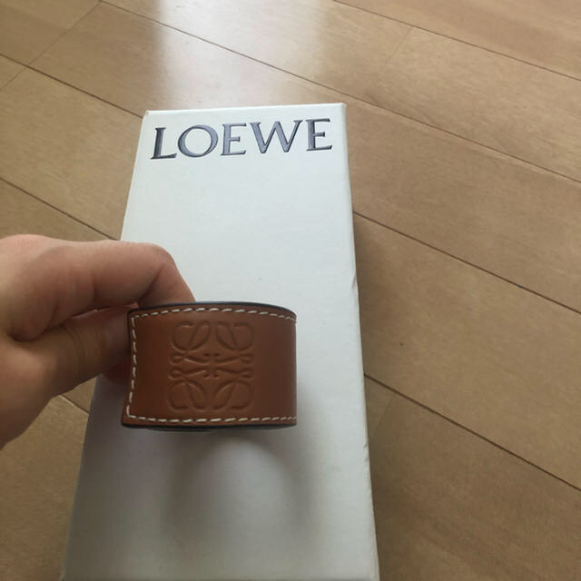 LOEWE(ロエベ)のloewe バングル レディースのアクセサリー(ブレスレット/バングル)の商品写真