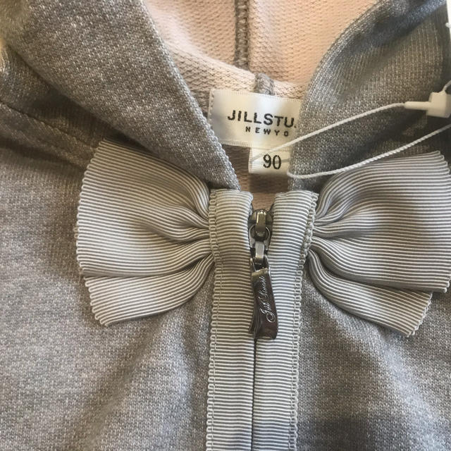 JILLSTUART NEWYORK(ジルスチュアートニューヨーク)の新品 JILLSTUART グログランリボンパーカー グレー90 キッズ/ベビー/マタニティのキッズ服女の子用(90cm~)(ジャケット/上着)の商品写真