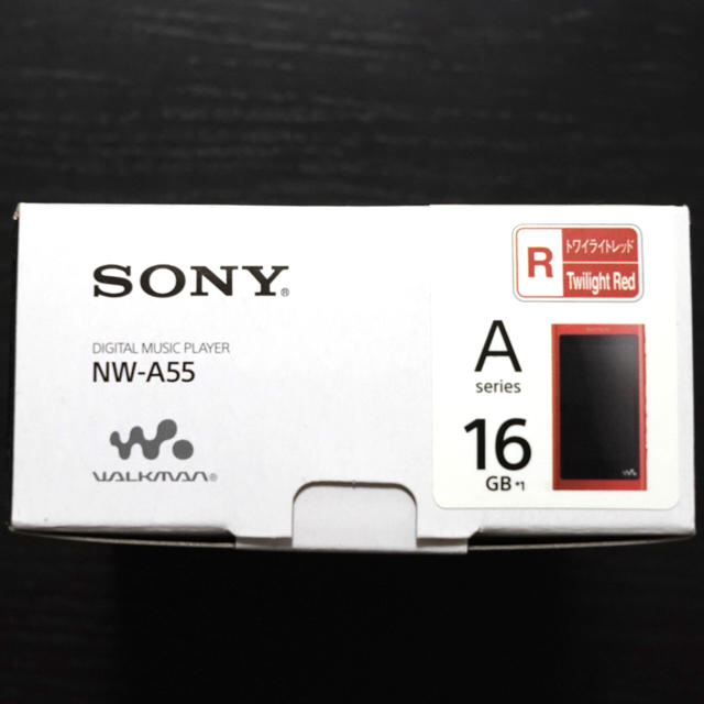 SONY(ソニー)の未開封新品SONY ウォークマン NW-A55 トワイライトレッド スマホ/家電/カメラのオーディオ機器(ポータブルプレーヤー)の商品写真