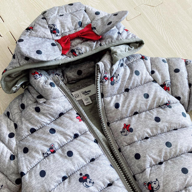 babyGAP(ベビーギャップ)のgap baby ミニーマウスのダウン キッズ/ベビー/マタニティのベビー服(~85cm)(ジャケット/コート)の商品写真