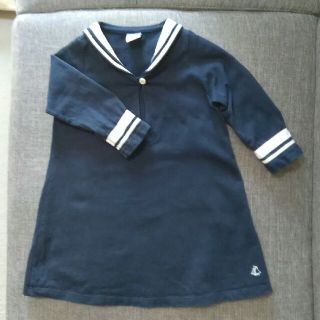 プチバトー(PETIT BATEAU)のプチバトー　セーラーカラーワンピース　18m(ワンピース)