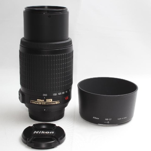 11月1日限定価格✨手振れ補正付き望遠レンズ Nikon 55-200mm VR
