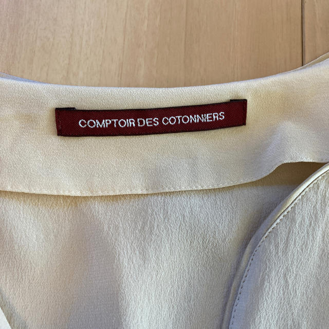 Comptoir des cotonniers(コントワーデコトニエ)のブラウス レディースのトップス(シャツ/ブラウス(長袖/七分))の商品写真