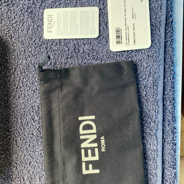 FENDI  財布