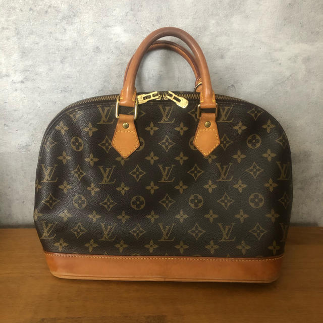 LOUIS VUITTON バッグ